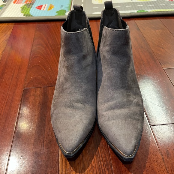 Tan booties - Picture 3 of 4